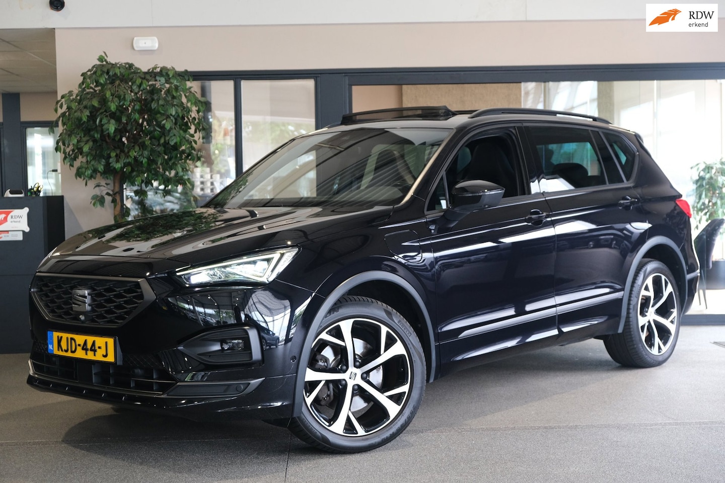 SEAT Tarraco - 1.4 TSI e-Hybrid PHEV FR 245PK Pano Trekhaak Led Navi ACC 360Cam Memory - AutoWereld.nl