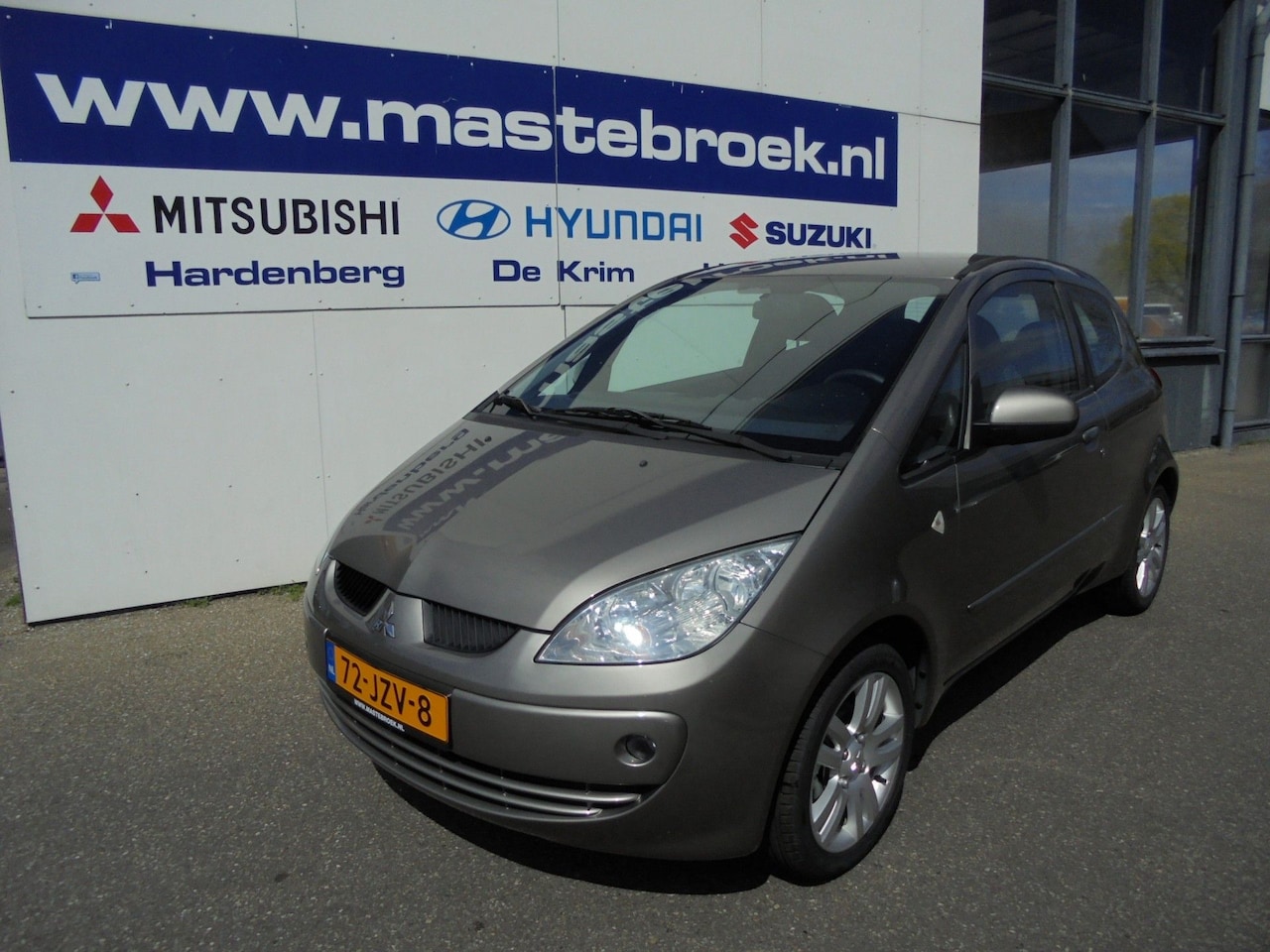 Mitsubishi Colt - 1.3 INCHARGE+ 15KM! Airco/LM velgen/Elektrische ramen Staat in Hardenberg - AutoWereld.nl