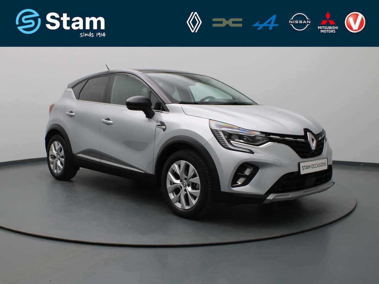 Renault Captur - E-Tech Hybrid 145pk Intens Pack parking - AutoWereld.nl