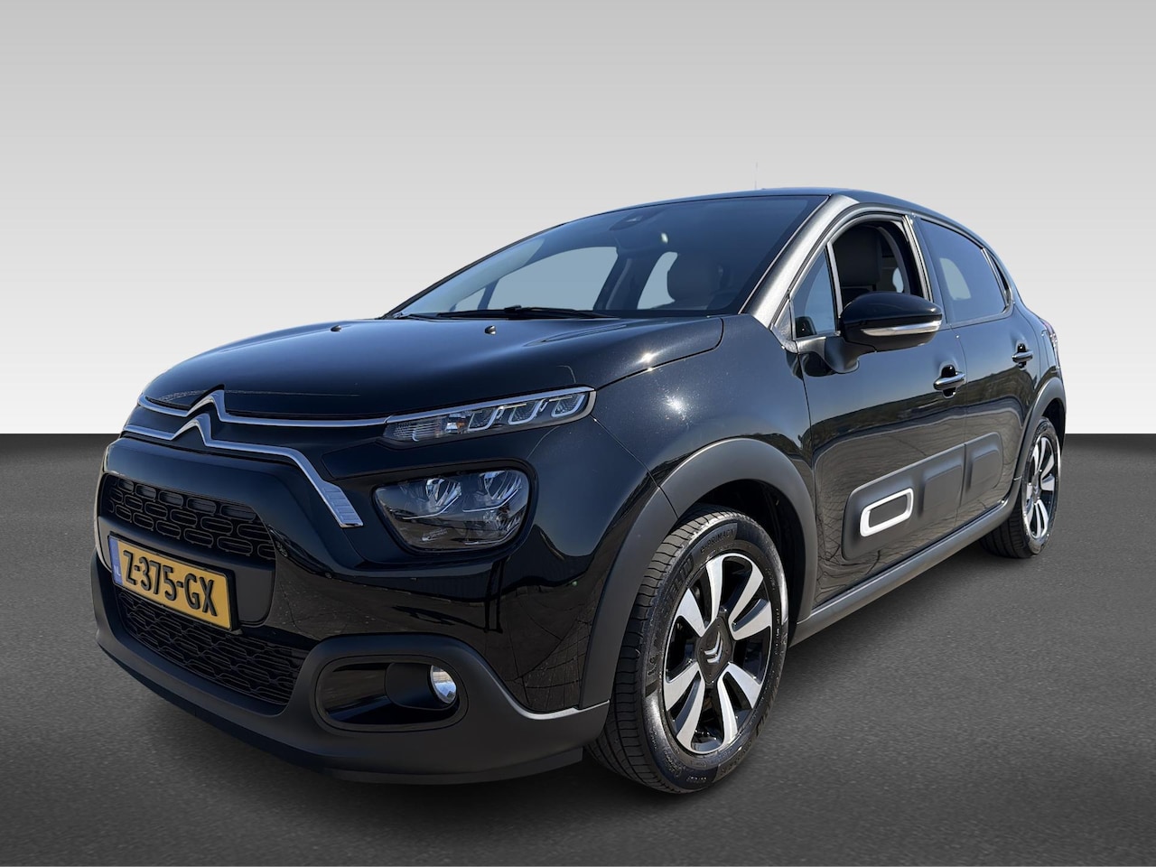 Citroën C3 - 1.2 PureTech Max | Achteruitrijcamera | Airco (automatisch) | Buitenspiegels elektrisch in - AutoWereld.nl