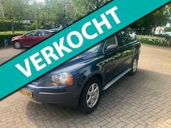 Volvo XC90 - 2.5 T 7 , persoons navi groot scherm motor gereviseerd