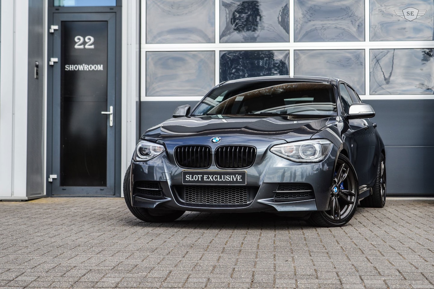 BMW 1-serie - M135i High Executive|*NL-AUTO*|LEDER|H&K|MEMORY - AutoWereld.nl