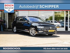 Volkswagen Passat Variant - 1.5 TSI Elegance Business R