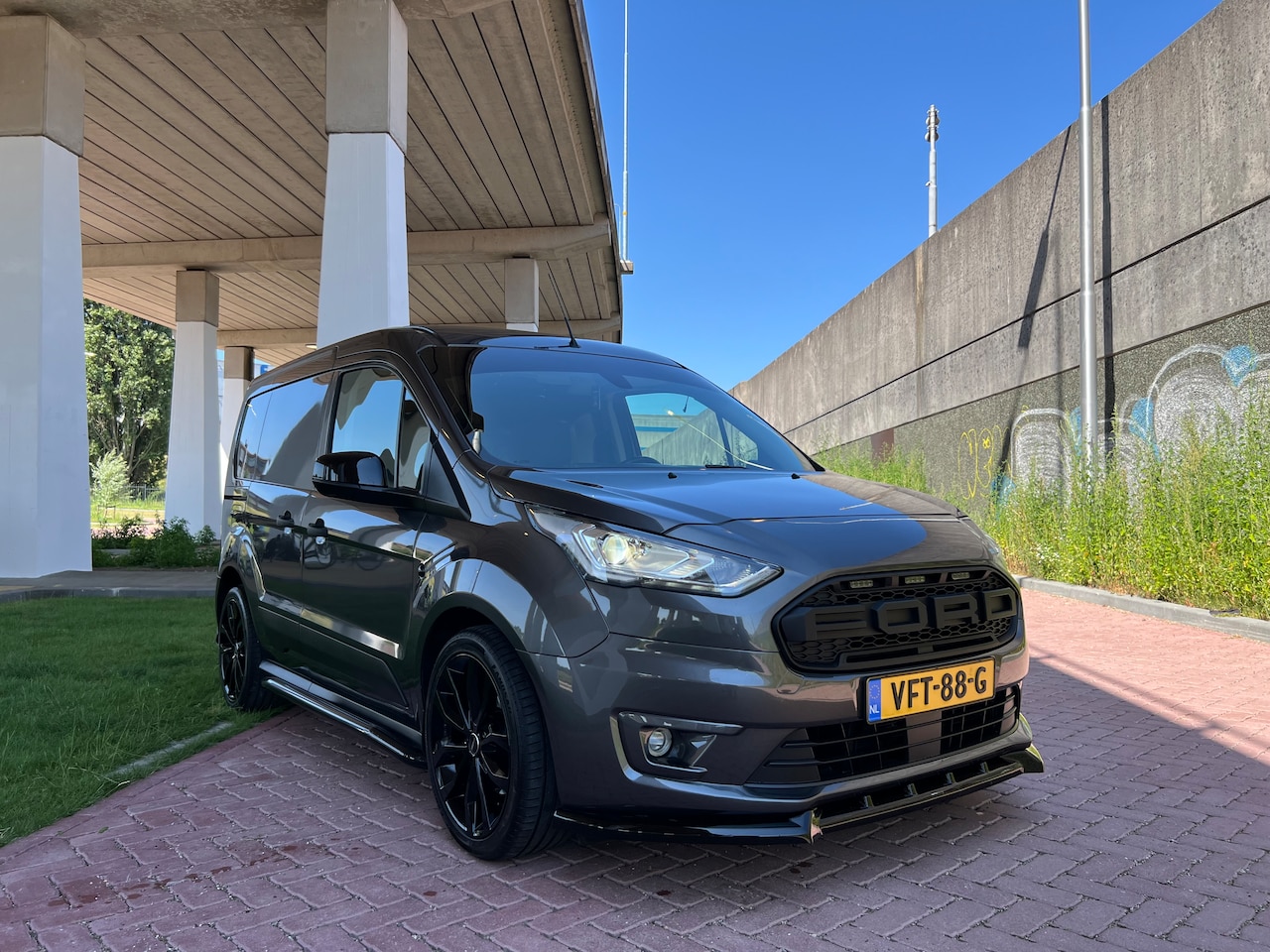 Ford Transit Connect - 1.5 TDCI L1 Trend HP Maxton , Raptor - AutoWereld.nl