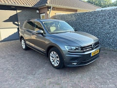 Volkswagen Tiguan - 1.5 TSI ACT Comfortline Business