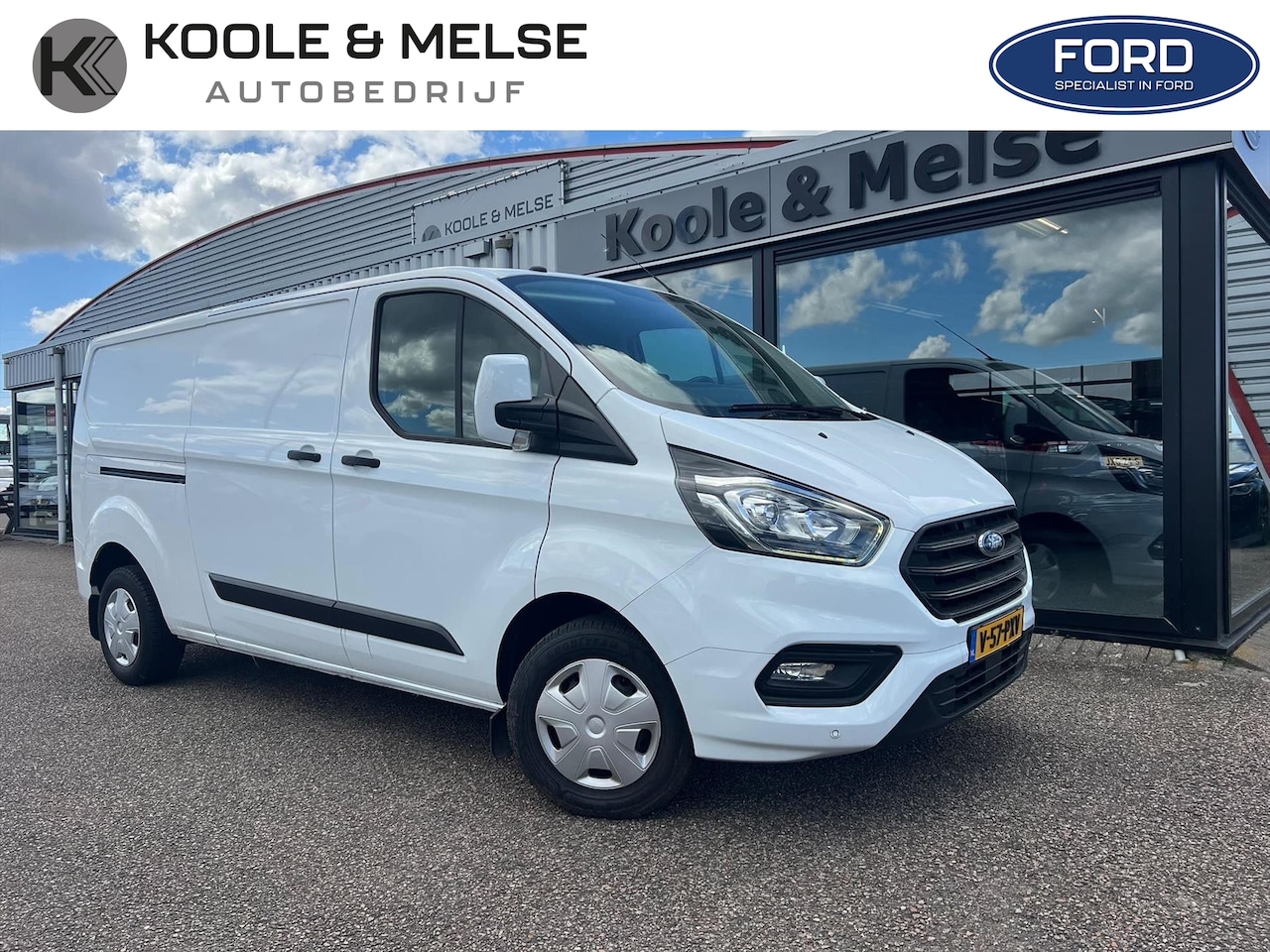 Ford Transit Custom - GB 2.0 TDCi 130PK 300 L2H1 Trend , airco , cruise controle , car play - AutoWereld.nl