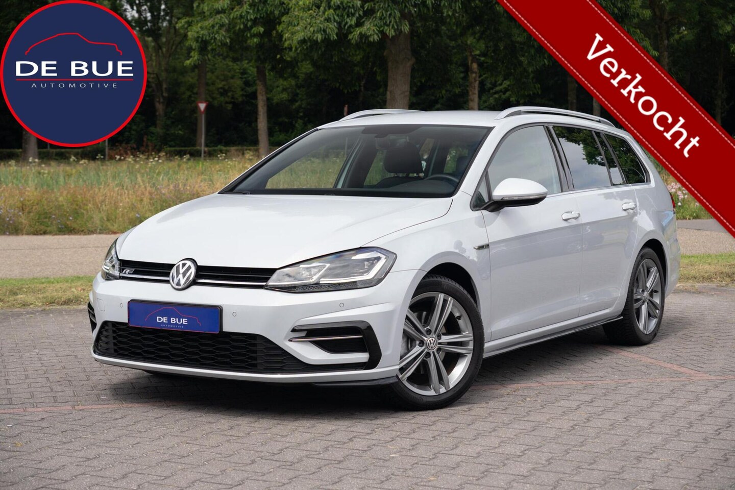 Volkswagen Golf Variant - 1.5 TSI 150PK Highline R-Line| 1. Eig | Org NL NAP | Nieuwstaat | CarPlay | Virtual | Full - AutoWereld.nl