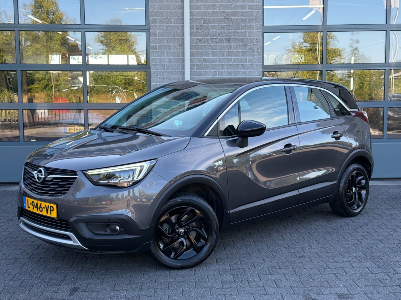 Opel Crossland X - 1.2 Turbo Innovation|TREKHAAK|STOEL/STUURVERWARMING| - AutoWereld.nl