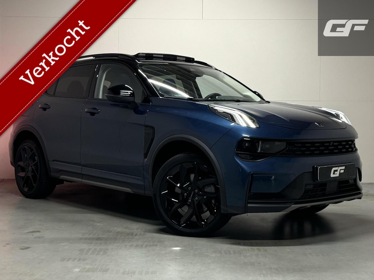 Lynk & Co 01 - 1.5 Plug-in Black Edition Pano Sfeer. CarPlay 360° Trekh. - AutoWereld.nl