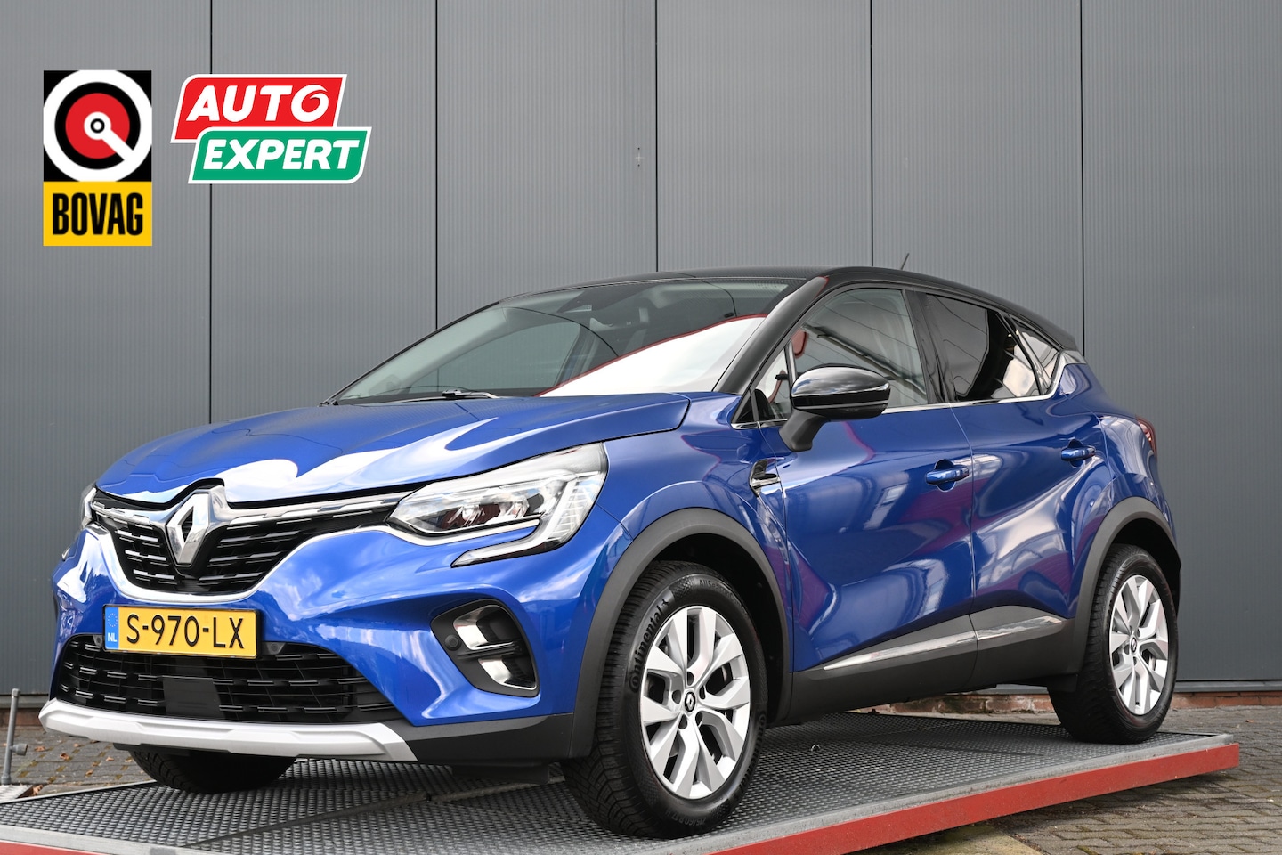Renault Captur - 1.0 TCe 90 Intens camera - AutoWereld.nl