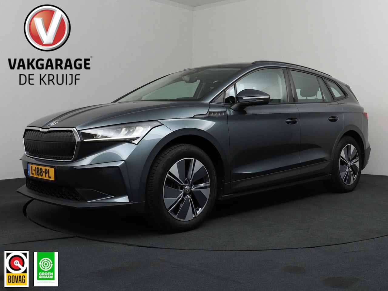 Skoda Enyaq iV - 60 SOH 93.1% Trekhaak Stoel Stuurverwarming Camera Halfleer comfort stoelen - AutoWereld.nl