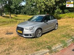 Audi A1 - 1.2 TFSI Admired S-Line
