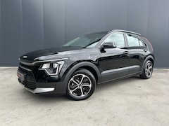 Kia Niro - 1.6 GDi PHEV DynamicLine 1e EIGENAAR TREKHAAK CAMERA ADAPT CRUISE NAVI ECC
