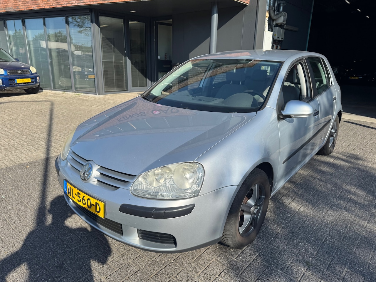 Volkswagen Golf - 1.6 FSI Trendline 5DRS CLIMA APK 2027 ORIG NL NAP - AutoWereld.nl