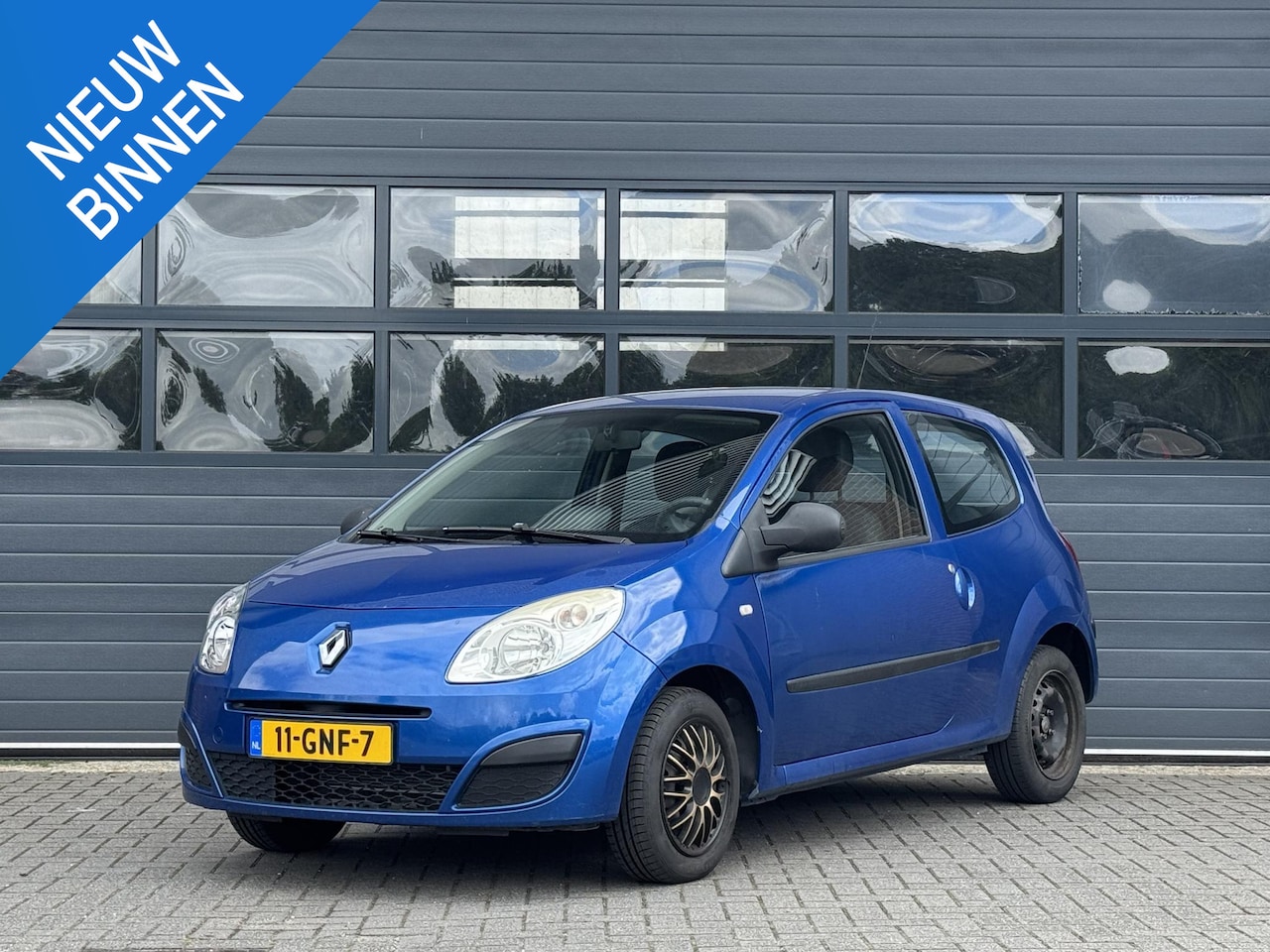 Renault Twingo - 1.2 AUTHENTIQUE I MEENEEMPRIJS I APK TOT 13-04-2027 - AutoWereld.nl