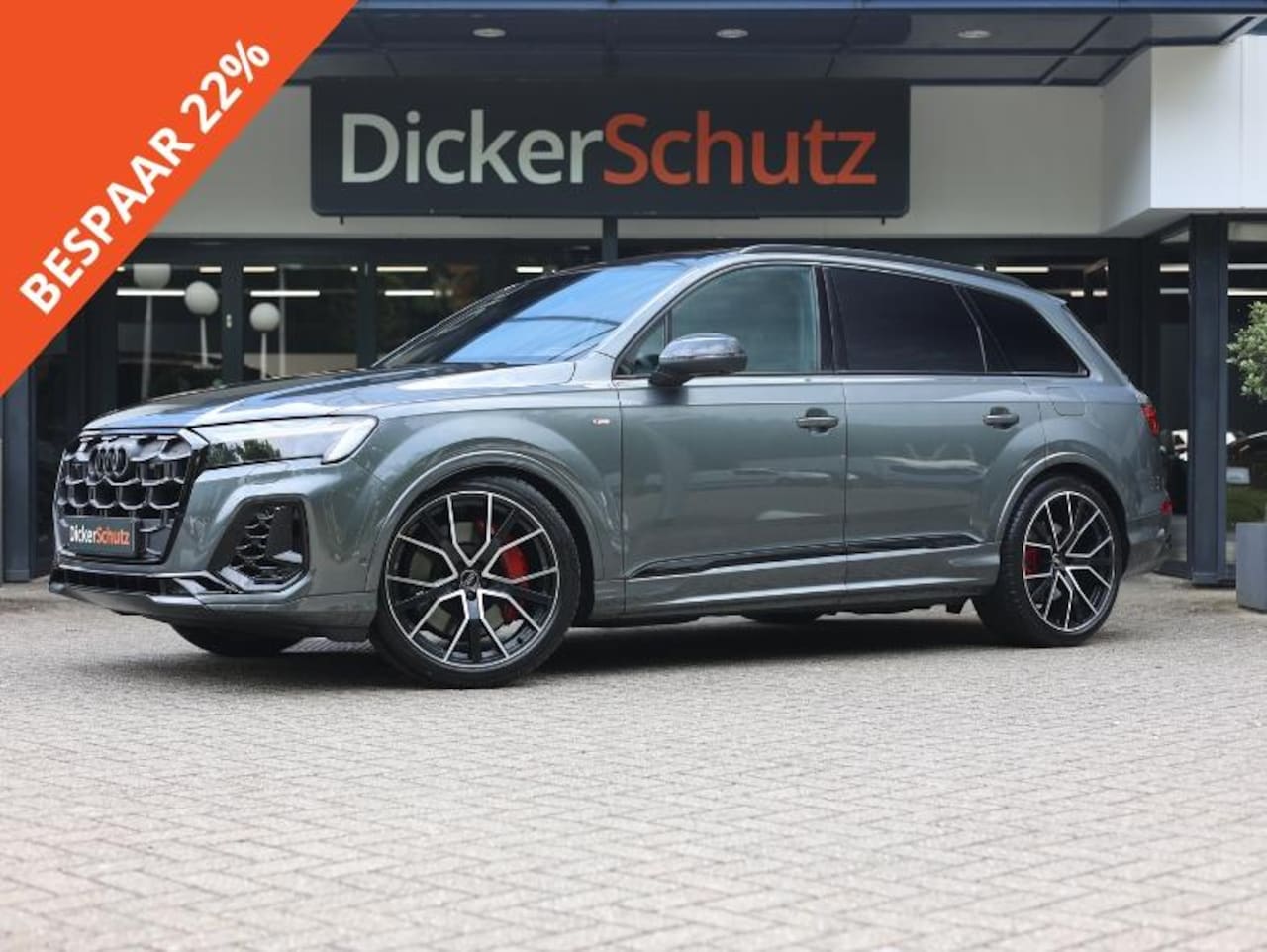 Audi Q7 - 60 TFSIe Competition Vierwielb. | Pano | Massage | Trekhaak - AutoWereld.nl