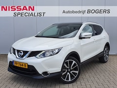 Nissan Qashqai - 1.6 DIG-T 163 Pk Tekna Navigatie, Panoramadak, Leder, Cimate Control, Cruise Control, Trek