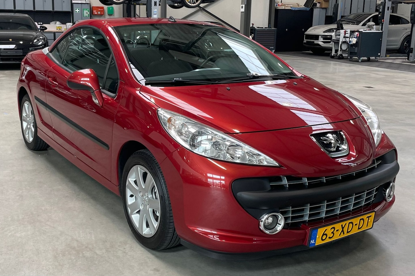 Peugeot 207 CC - 1.6 VTi Première - AutoWereld.nl