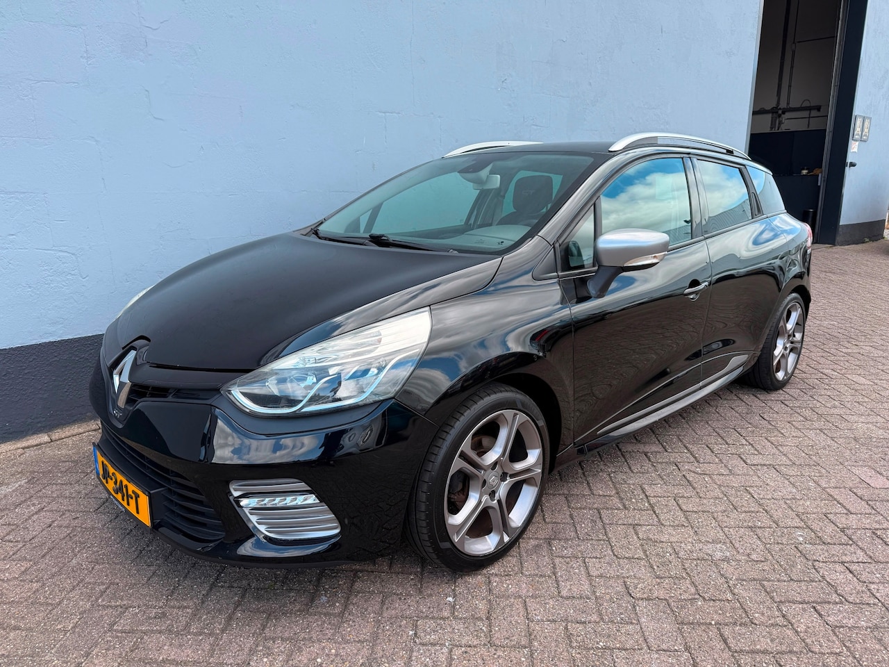 Renault Clio Estate - 1.2 GT Automaat - Navigatie - AutoWereld.nl