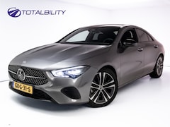 Mercedes-Benz CLA-Klasse - 180 Star Edition Luxury Line Night facelift | Panoramadak | Stoelverwarming | Camera | Sfe