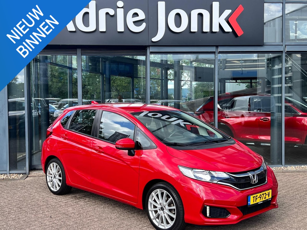 Honda Jazz - 1.3 i-VTEC Comfort 102pk AUTOMAAT | TREKHAAK | NAVIGATIE | PARKEERSENSOREN V+A | STOELVERW - AutoWereld.nl
