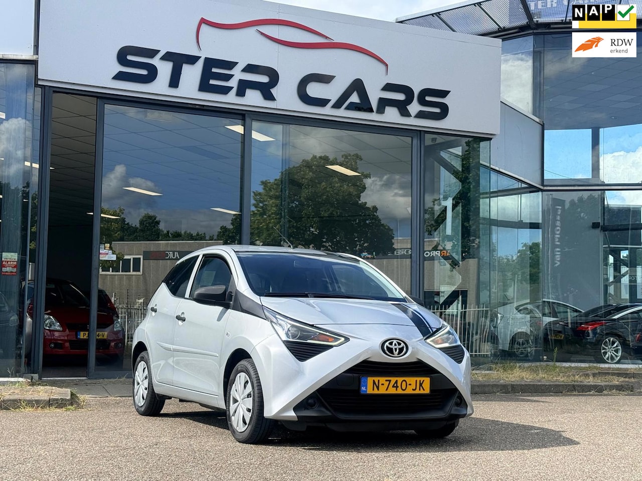 Toyota Aygo - 1.0 VVT-i x-fun|Cruise Control|Navi|Airco|5 Deurs|NAP|Onderhoud| - AutoWereld.nl