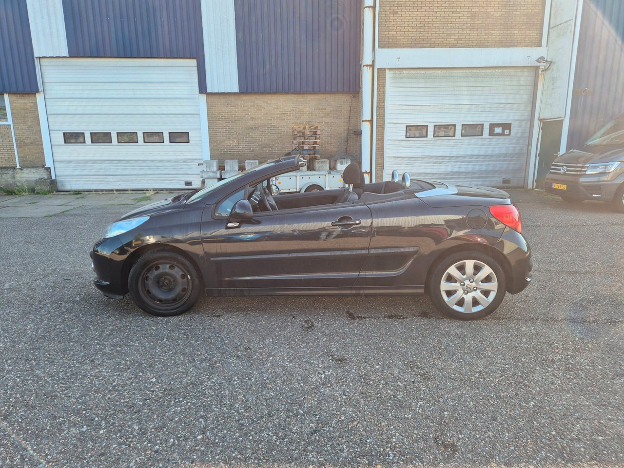 Peugeot 207 CC - 1.6 VTi 1.6 VTi, cabrio hardtop/ voor sloop of onderdelen - AutoWereld.nl