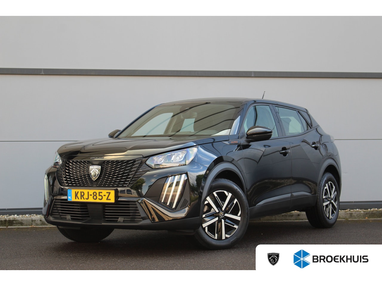 Peugeot 2008 - 1.2 Hybrid 145 Style | Achterbank in delen neerklapbaar | Achterspoiler | Actieve noodgeva - AutoWereld.nl