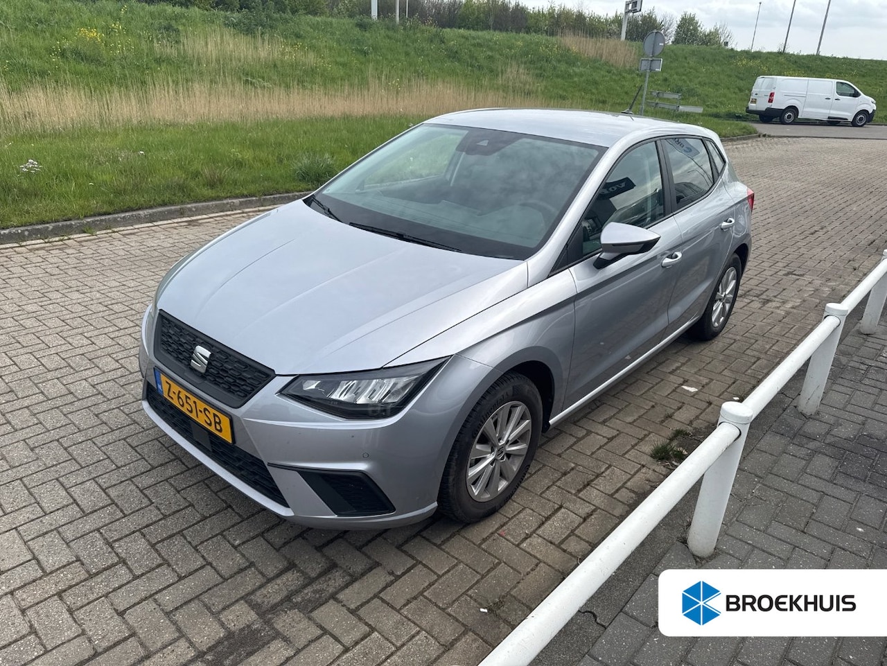 SEAT Ibiza - 1.0 TSI 95PK Style Business Connect | NAVIGATIE | ALL SEASONBANDEN | STOELVERW. | 15 INCH - AutoWereld.nl