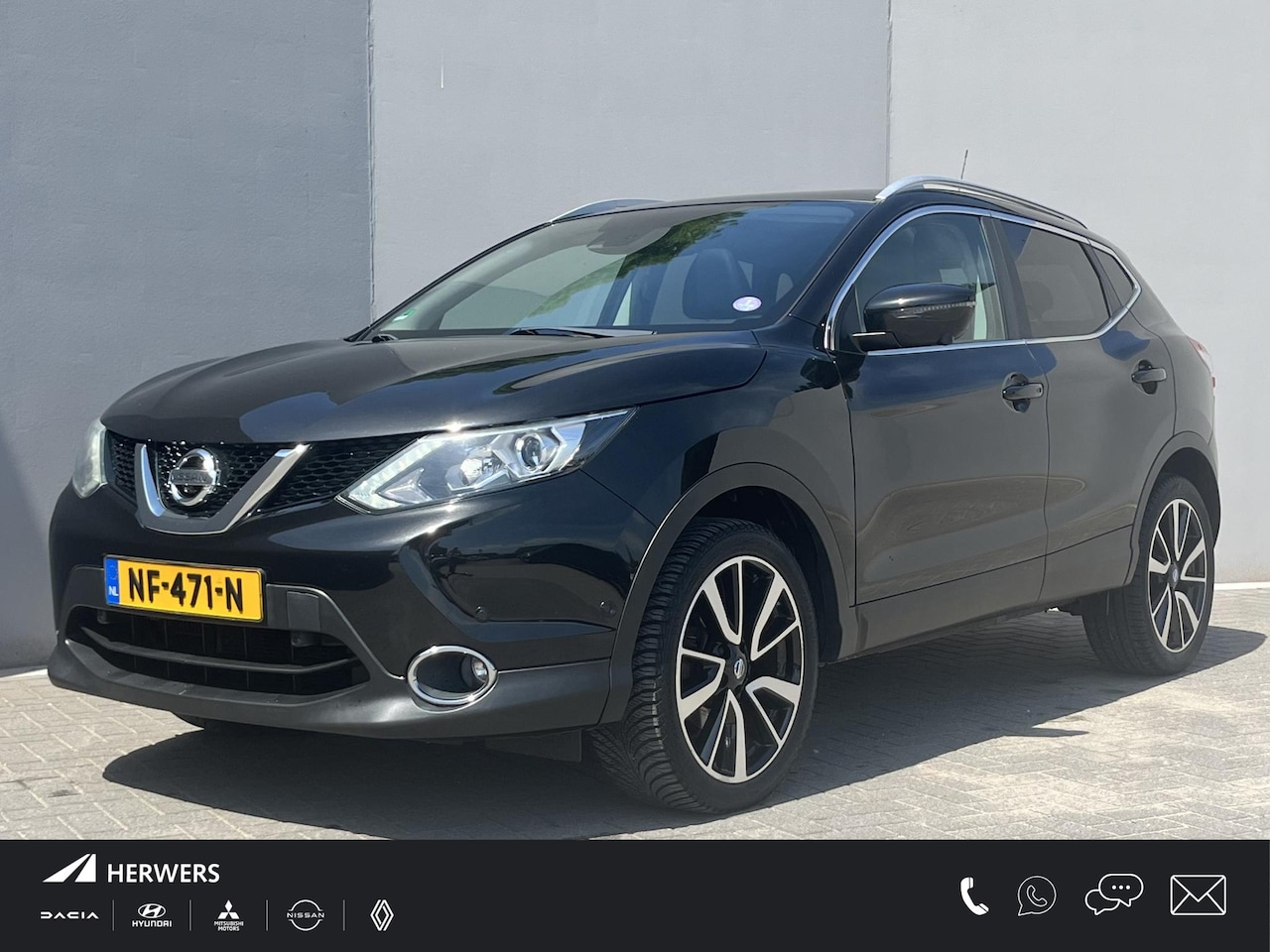 Nissan Qashqai - 1.2 Tekna / Trekhaak (1.200KG) / Airco / Panoramadak / Bluetooth / Full-Map Navigatie / St - AutoWereld.nl
