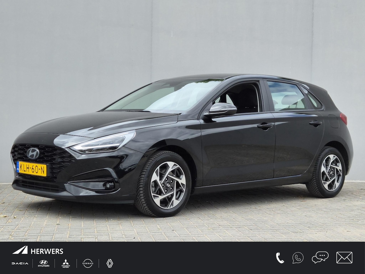 Hyundai i30 - 1.0 T-GDi MHEV Comfort Smart / Fabrieksgarantie tot 07-2029 / Dealer onderhouden / All sea - AutoWereld.nl
