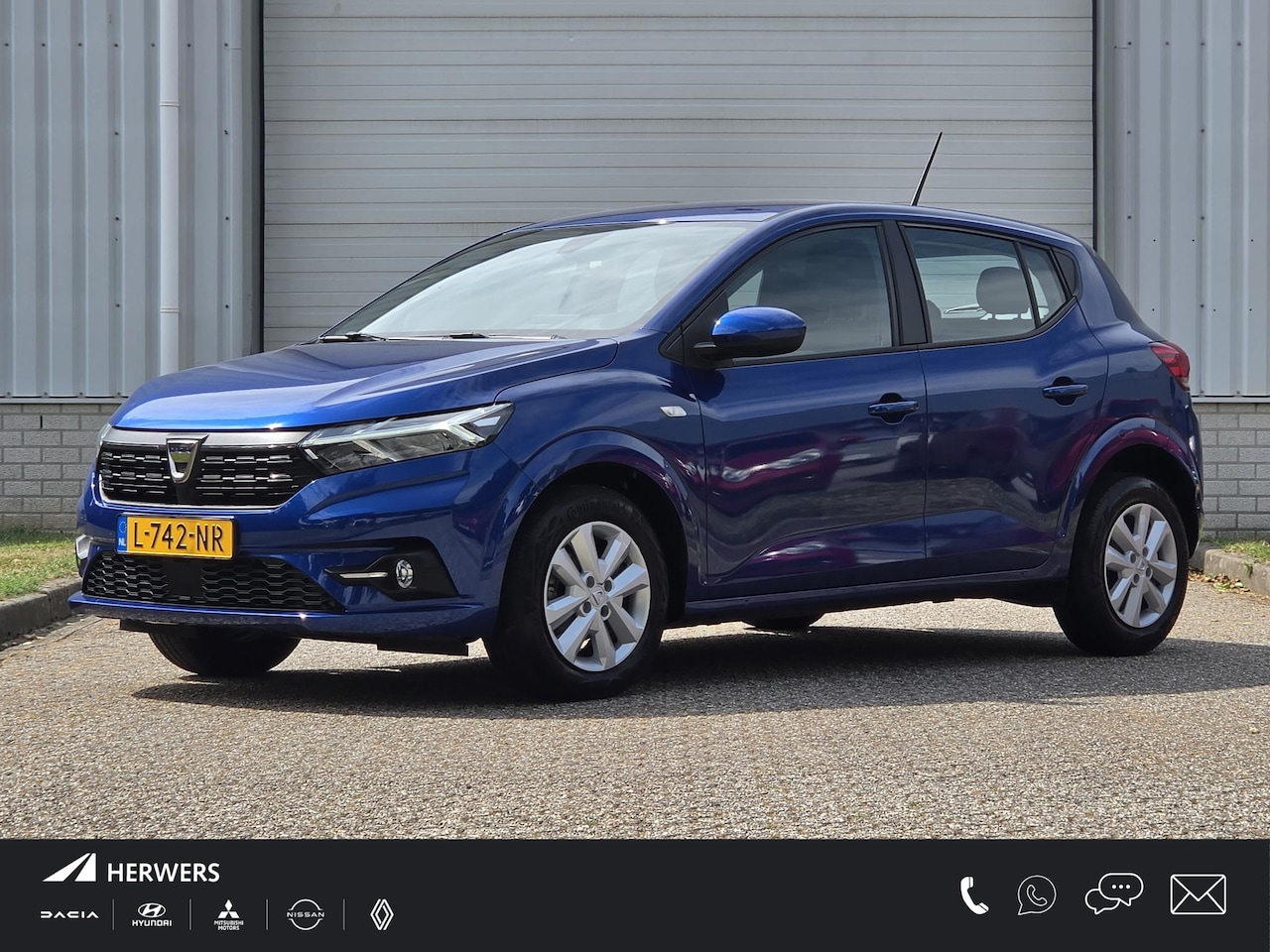 Dacia Sandero - 1.0 Comfort / Dealer Onderhouden / 1e Eigenaar / Apple Carplay & Android Auto / Navigatie - AutoWereld.nl