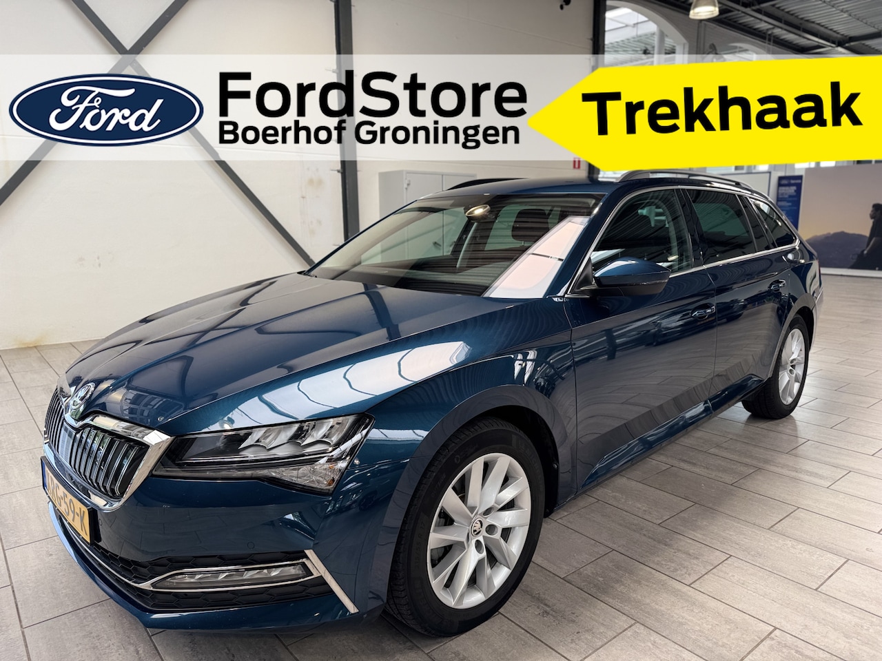 Skoda Superb Combi - 1.4 TSI iV 218PK Business Edition Plus | Trekhaak | Elekr. verstelbare memory seat | Camer - AutoWereld.nl