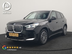 BMW iX1 - xDrive30 67 kWh 313pk Dealer O.H. | Trekhaak Af Fabriek | Camera | Adaptief M Onderstel |