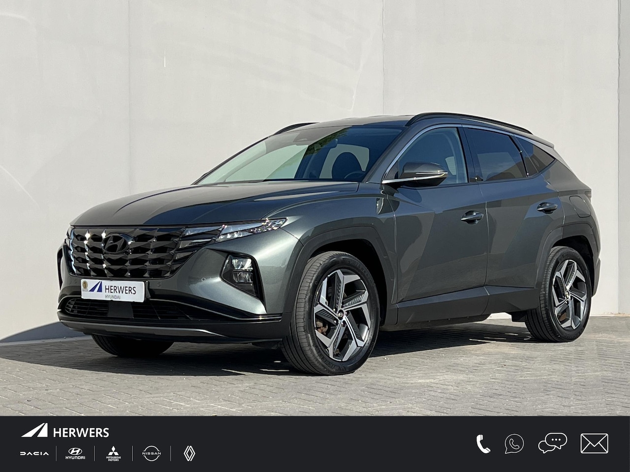 Hyundai Tucson - 1.6 T-GDI PHEV Comfort Smart 4WD / 99% SOH / Fabrieksgarantie tot 04-2027 / WLTP 62km / Na - AutoWereld.nl