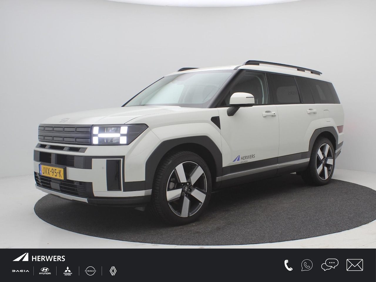 Hyundai Santa Fe - 1.6 T-GDI PHEV Comfort Smart 4WD 7p / 7 persoons / Navigatie  / 1010KG Trekgewicht / Keyle - AutoWereld.nl