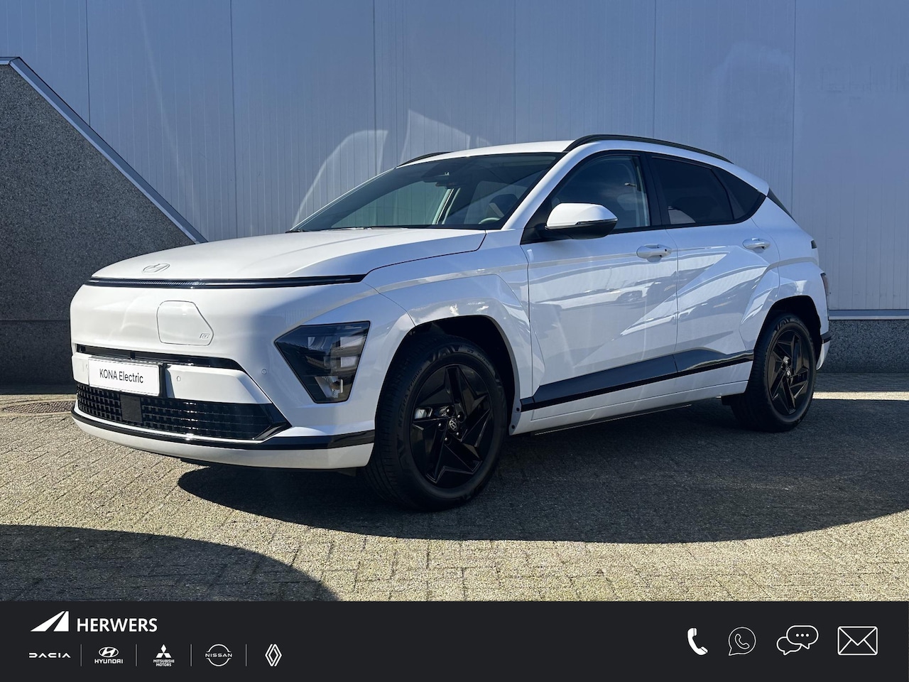 Hyundai Kona Electric - 64.8kWh Pure Edition / €2.000,- voordeel / Navigatie / Apple & Android carplay / Airco / A - AutoWereld.nl