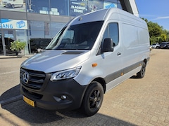Mercedes-Benz Sprinter - 317 CDI L2-H2 RWD Automaat * LED * NAVI * Camera * PDC