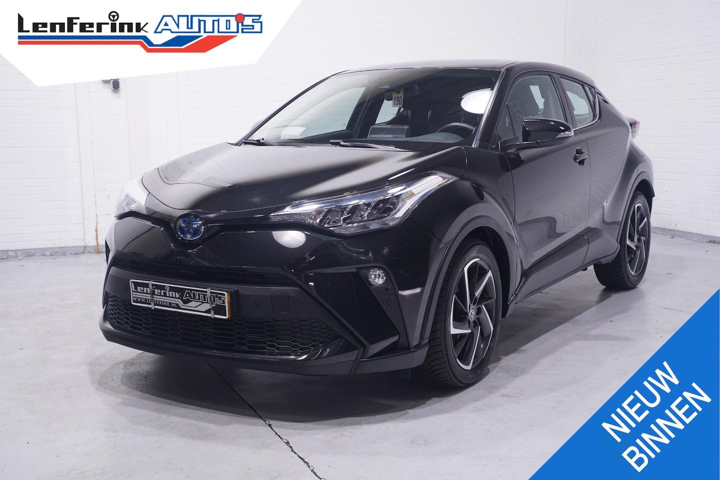Toyota C-HR - 1.8 Hybrid Dynamic NAP 2e eigen. APPLE-Carplay camera mistlmpen voor half/lederen bekledin - AutoWereld.nl
