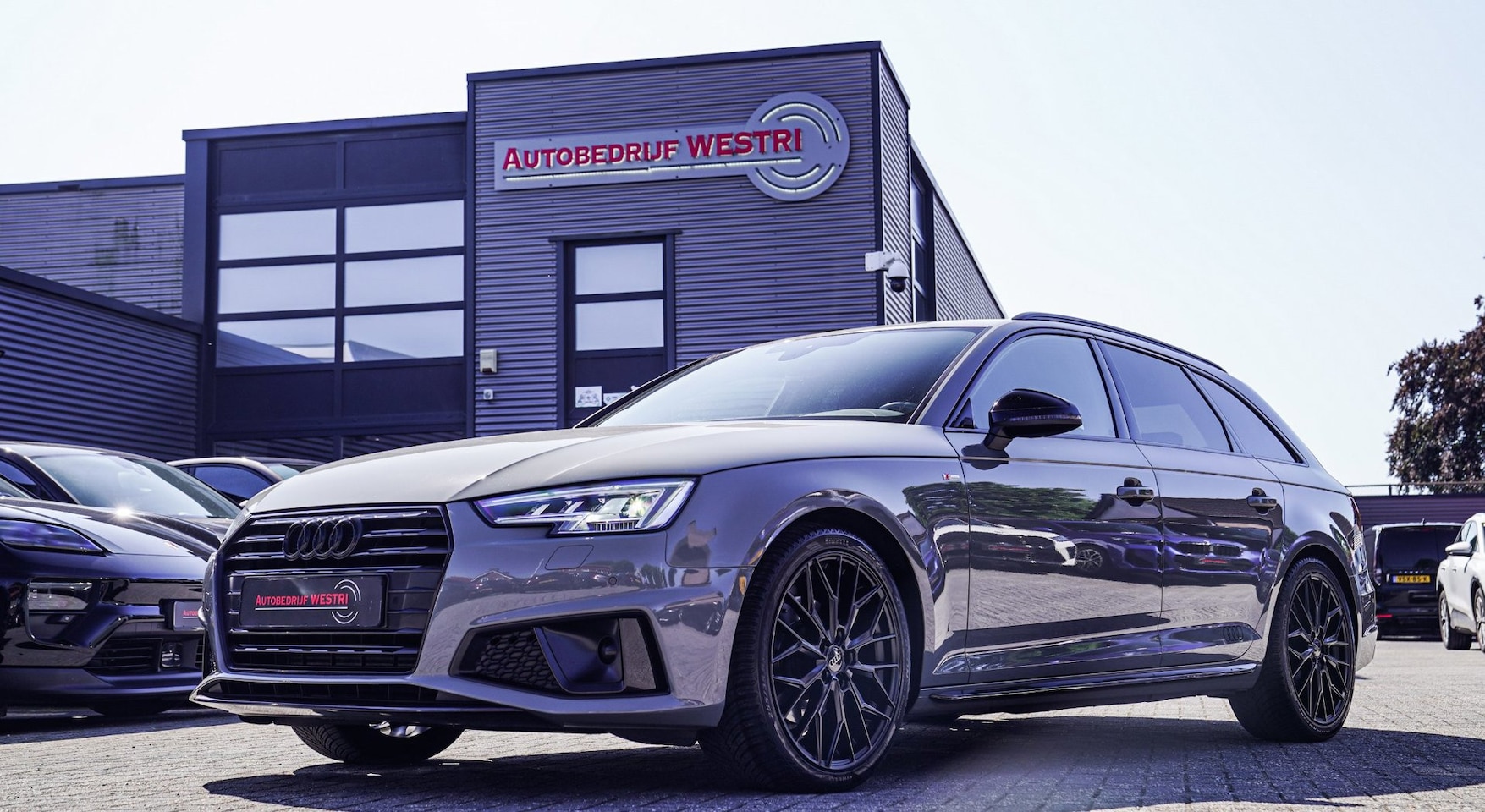 Audi A4 Avant - 40 TFSI Sport S line black edition | Stoelverwarming | Bang & Olufsen | Camera - AutoWereld.nl
