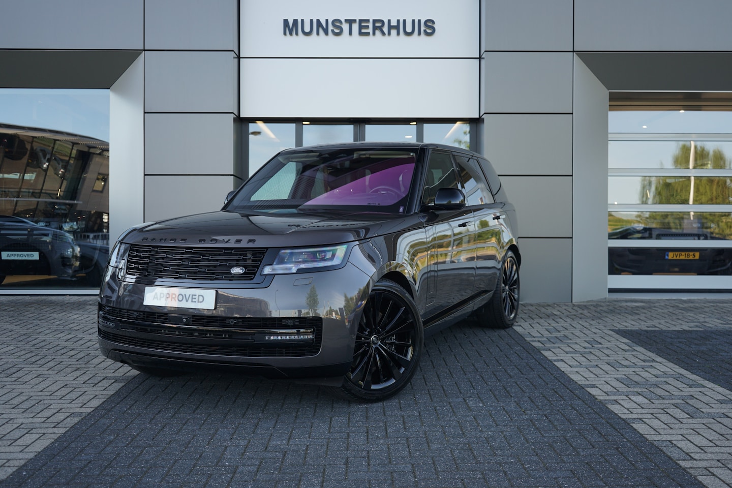 Land Rover Range Rover - 4.4 P530 First Edition MHEV | Koelvak | Massage stoelen | - AutoWereld.nl