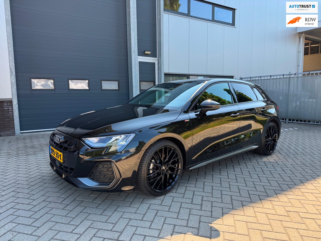 Audi A3 Sportback - 35 TFSI S-LINE edition, Head-Up, SONOS, LED, Elek. stoelen, etc. etc. - AutoWereld.nl