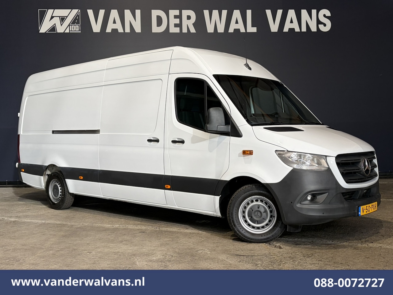 Mercedes-Benz Sprinter - 316 CDI 164pk L3H2 Euro6 Airco | Camera | Navigatie | Apple Carplay | Chauffeursstoel Crui - AutoWereld.nl