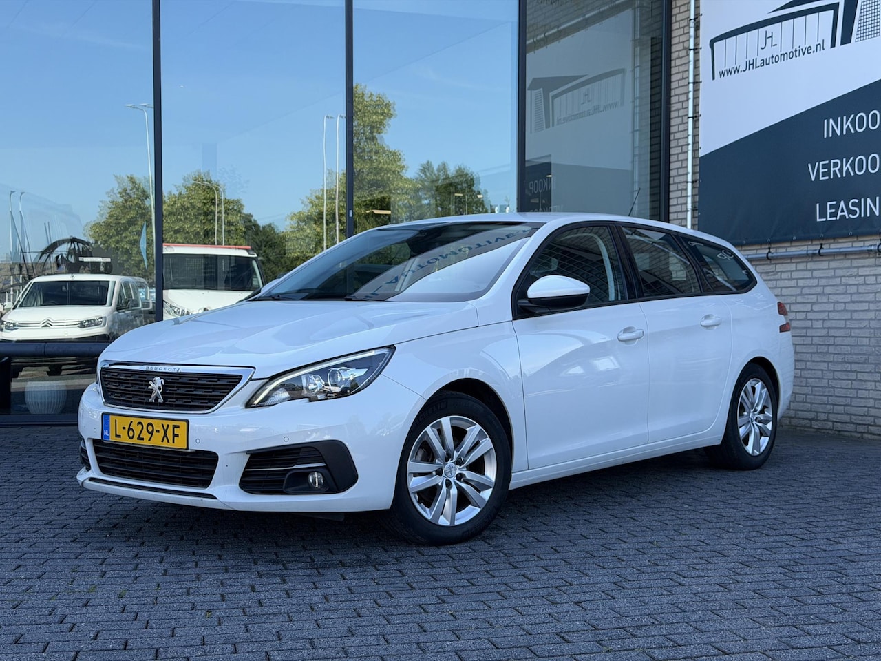 Peugeot 308 SW - 1.2 *110PK*ECC*NAVI*CAM*HAAK*CRUISE*CARPLAY* - AutoWereld.nl