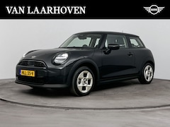 MINI 3-Deurs - Hatchback Cooper C Essential Automaat / LED / Driving Assistant / Parking Assistant