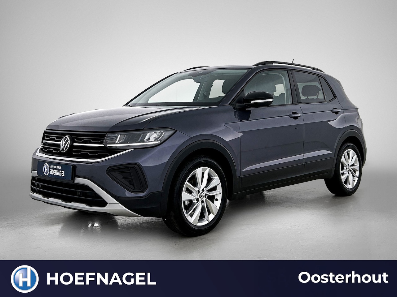 Volkswagen T-Cross - 1.0 TSI Life Edition | Adaptive Cruise | Stoelverwarming | CarPlay | Navigatie | Parkeerse - AutoWereld.nl