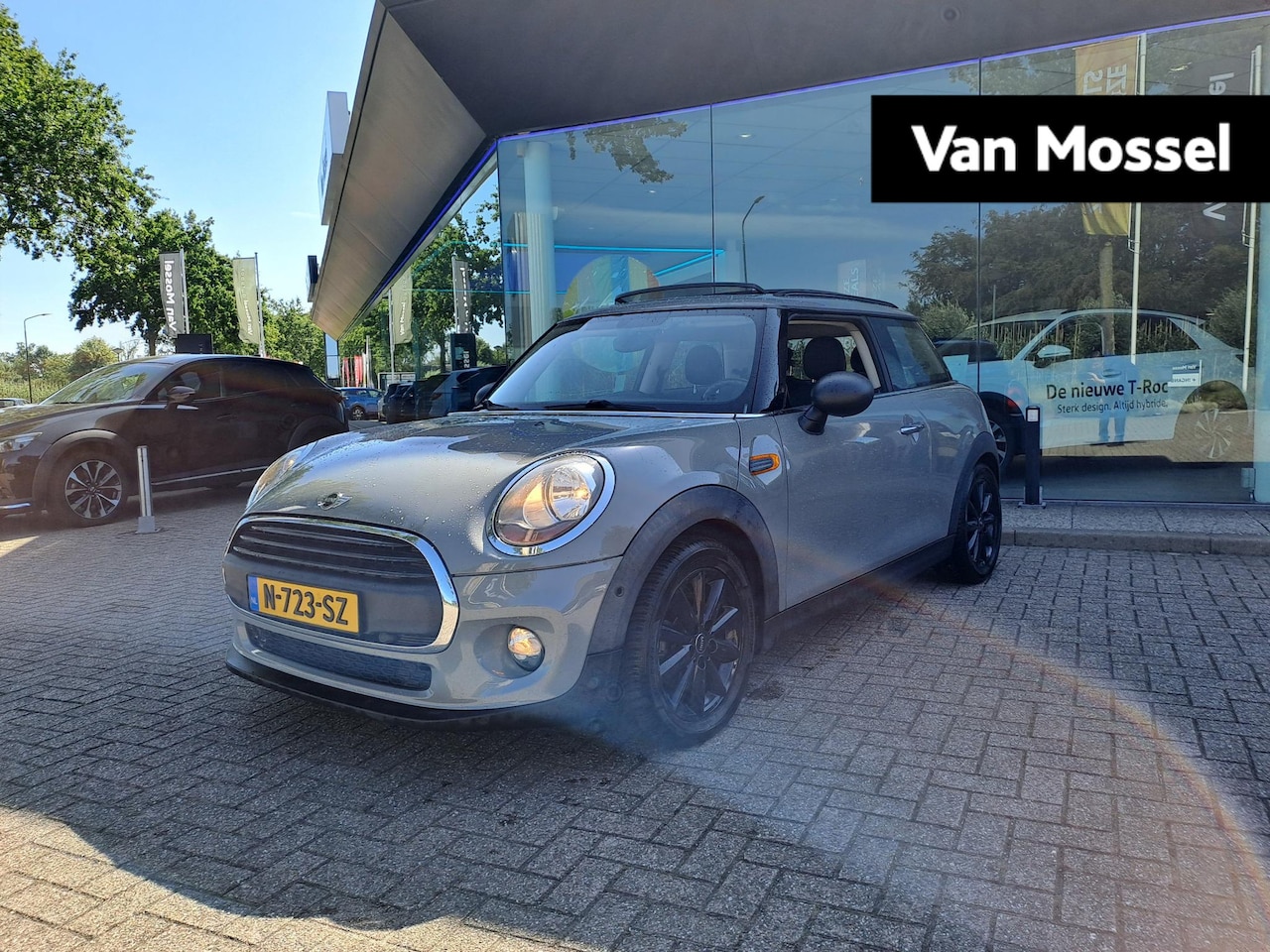 MINI 3-Deurs - 1.2 One | PANO-SCHUIFDAK | NAVIGATIE | PARKEERSENSOREN - AutoWereld.nl