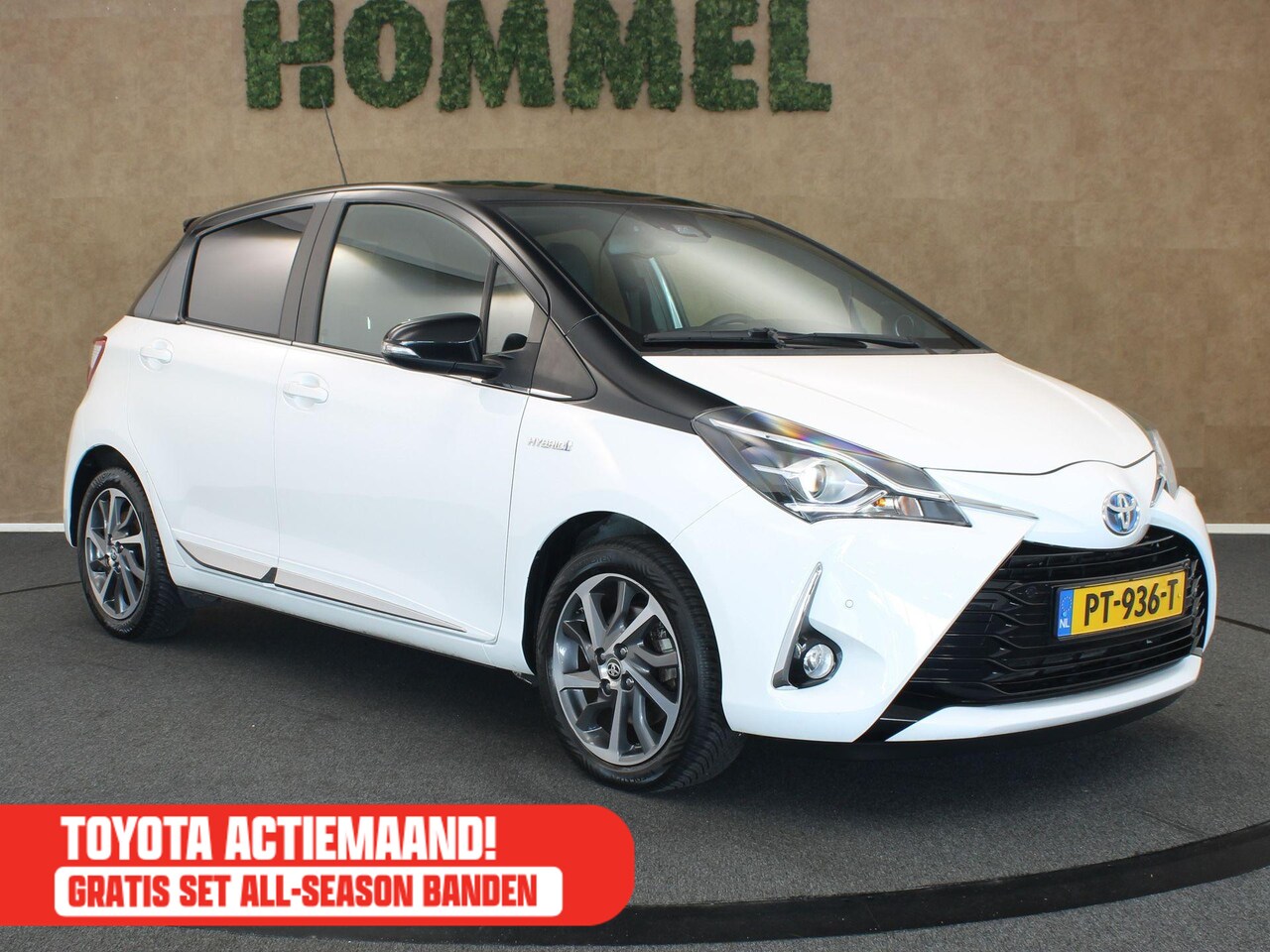 Toyota Yaris - 1.5 Hybrid Premium - ORIGINEEL NEDERLANDSE AUTO - PANORAMADAK - PARKEERSENSOREN VOOR EN AC - AutoWereld.nl