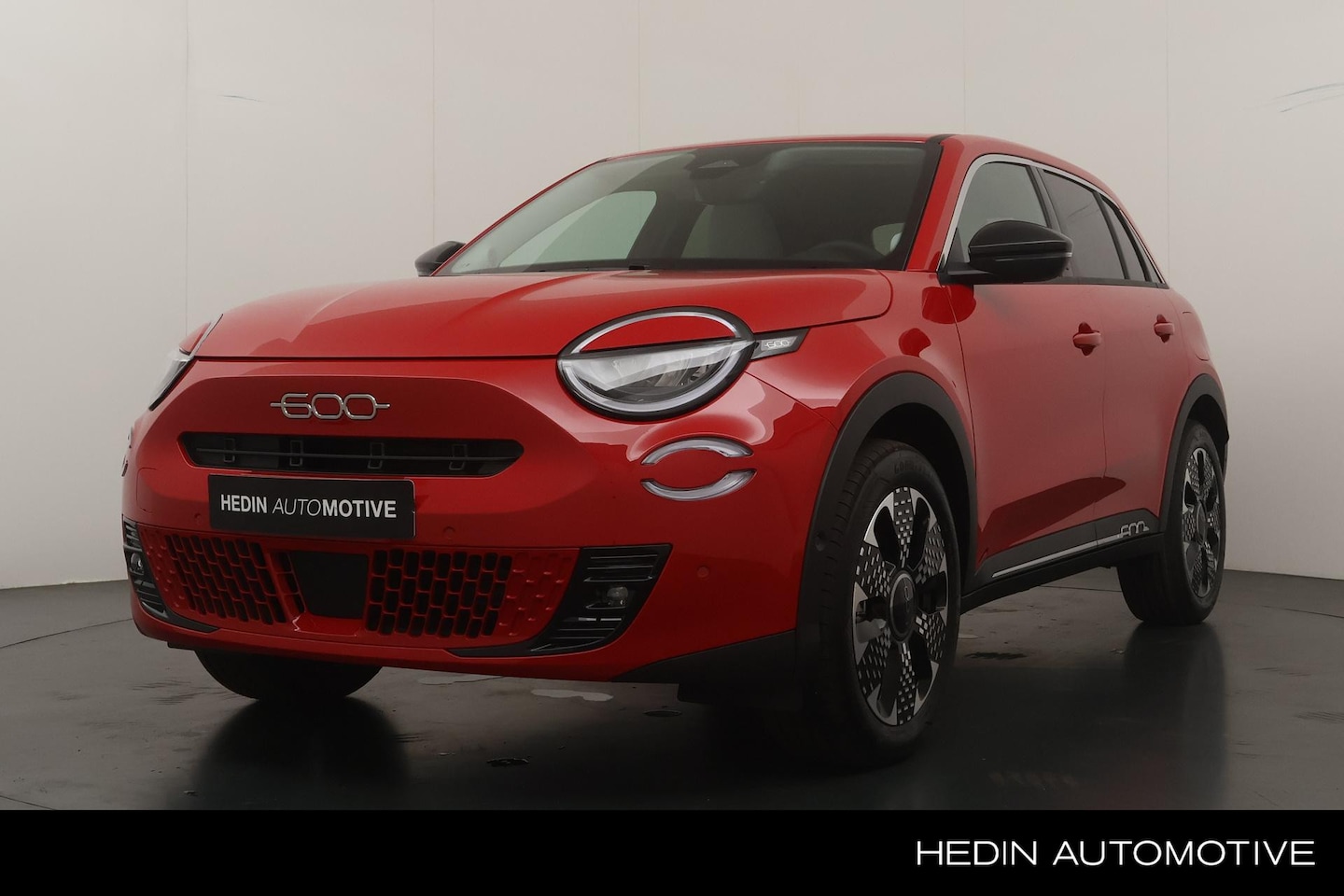 Fiat 600e - La Prima 54 kWh Winterpakket | Speciale bekleding | - AutoWereld.nl