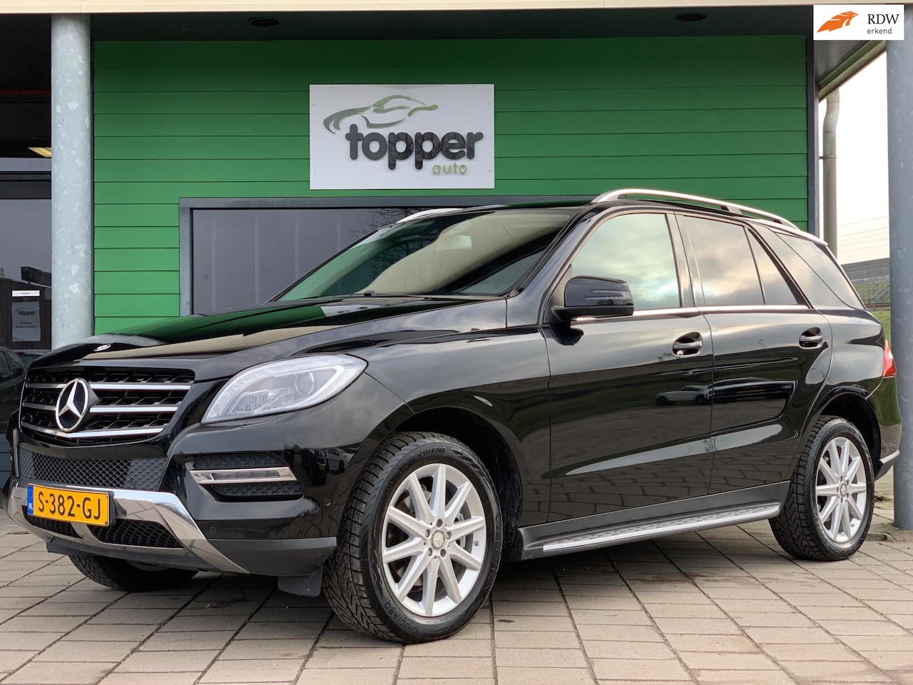 Mercedes-Benz M-klasse - 250 BlueTEC |2e Eigenaar|Automaat|Navigatie|CruiseControl|Airco - AutoWereld.nl